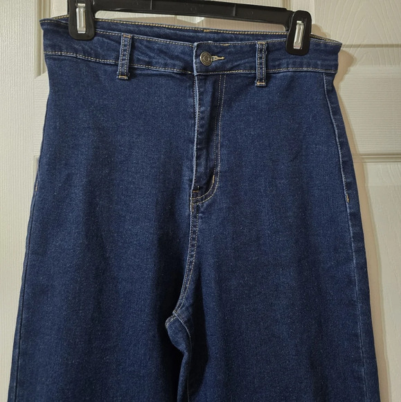 Anniewear LA High Waist Wide Flare Leg Mia Crop Jeans, Dark Wash, Raw Hem, EUC! - Picture 3 of 13